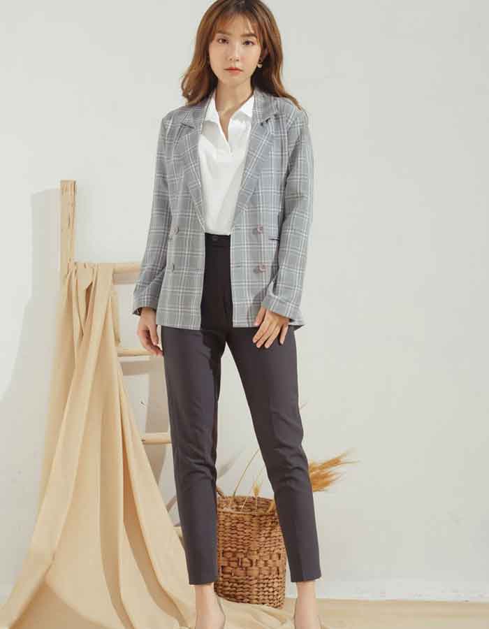 Blazer mang hơi thướng phong cách thời trang Châu Âu