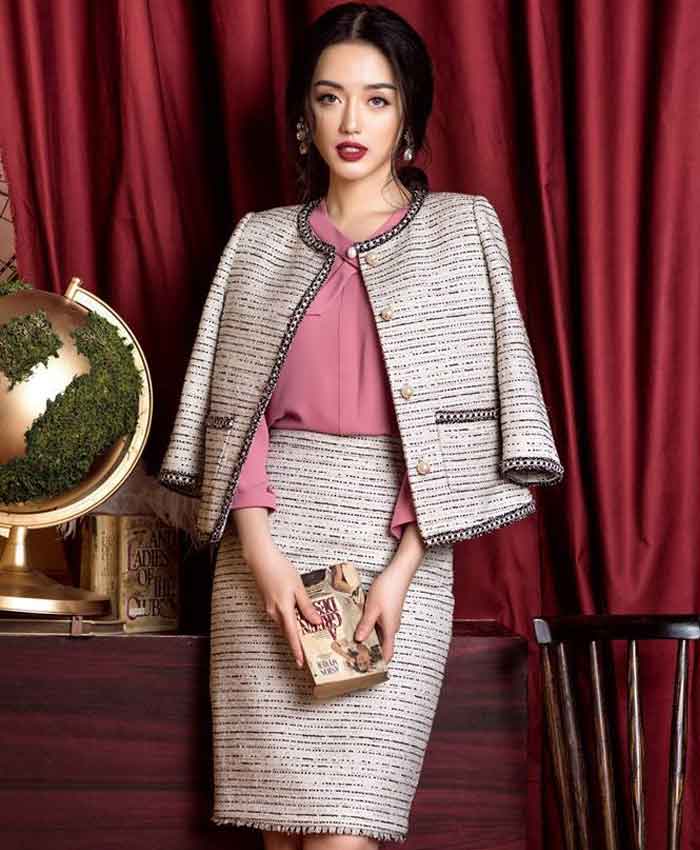 Mẫu comple đẹp chất dạ tweed được nhiều chị em thích nhất