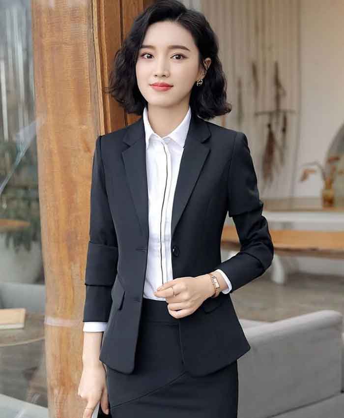 Bộ đồ vest thanh lịch dành cho các cô nàng văn phòng