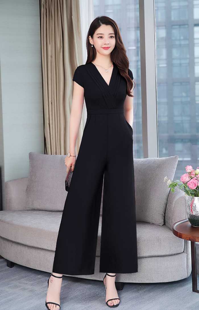 Bộ đồ jumpsuit lịch sự, nhã nhặn cho nàng công sở