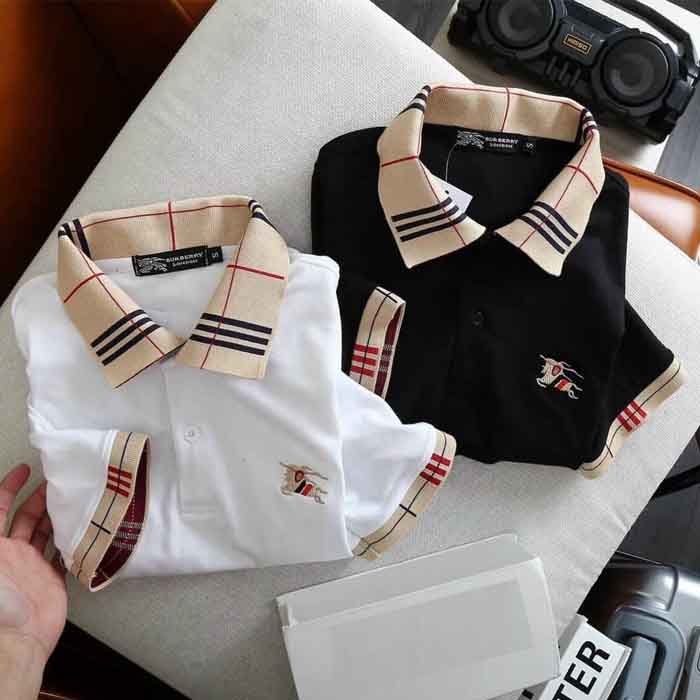 Áo thun hiệu Burberry với những đường kẻ siêu kinh điển