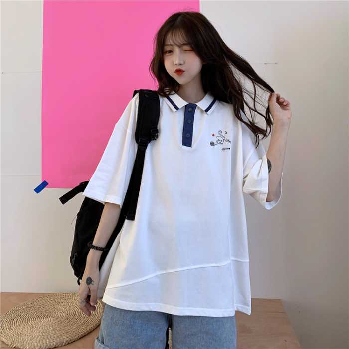 Mẫu áo thun polo oversize màu trắng cổ bẻ thanh lịch