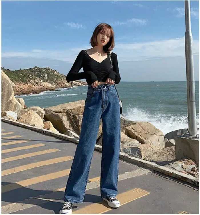 Áo croptop cổ v quyễn rũ mix quần jeans lưng cao sành điệu