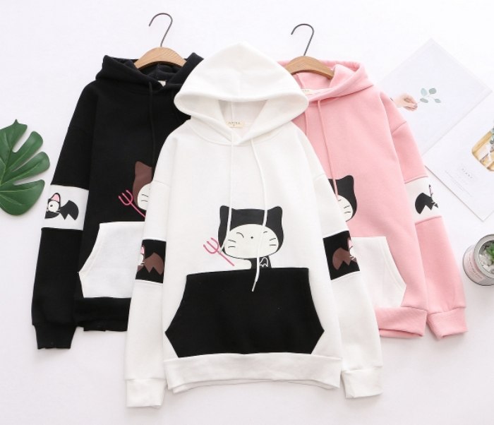 Áo hoodie họa tiết mèo có 3 màu cho nàng tha hồ lựa chọn