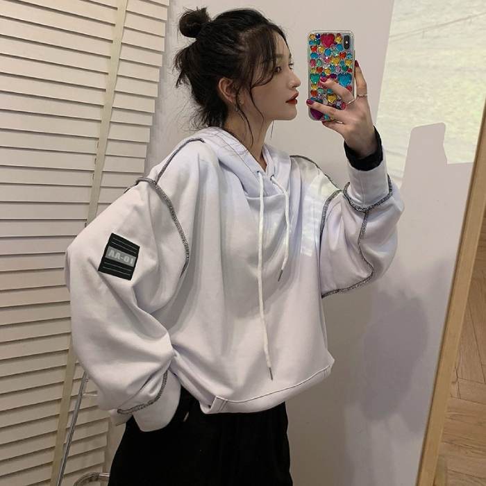 Áo hoodie nữ dáng croptop sành điệu cho cô nàng cá tính