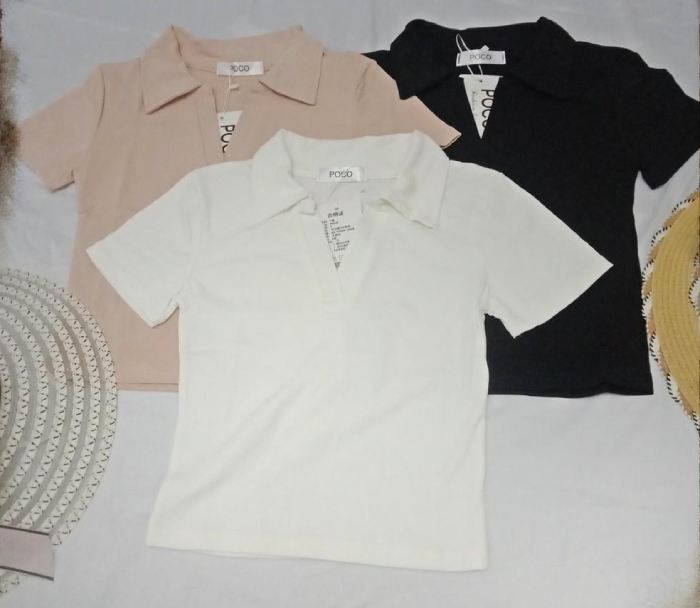 Áo polo kiểu dáng croptop giúp chị em khoe vòng 2 khéo léo