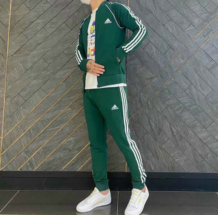 Bộ quần áo Adidas xanh lá làm mua làm gió trên thị trường thời trang