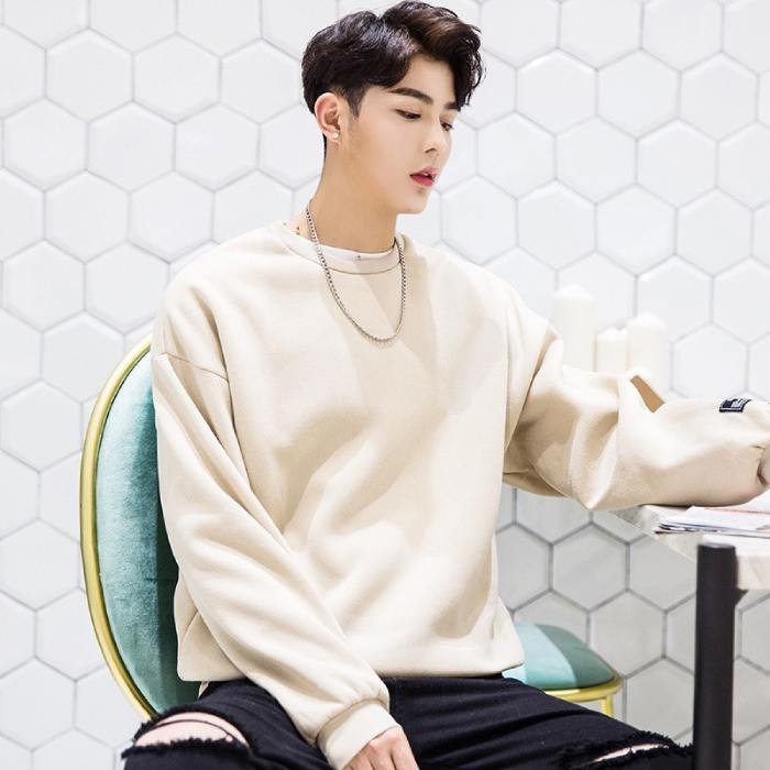 Áo sweater - item yêu thích của cả nam và nữ