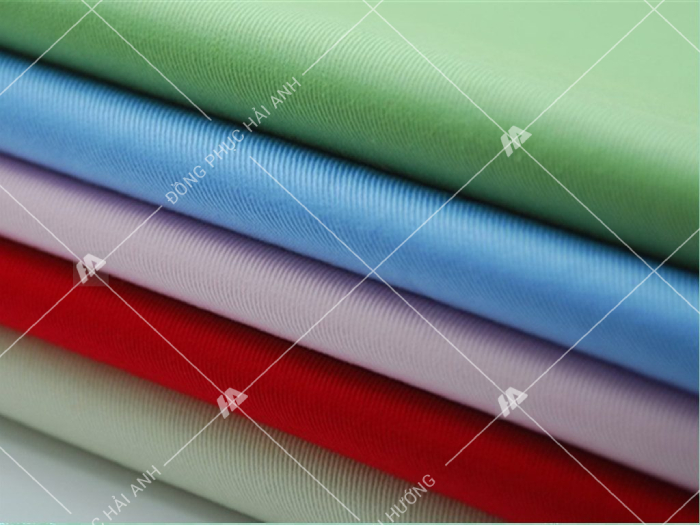 Cotton là loại vải được sử dụng nhiều nhất trong thời trang đồng phục