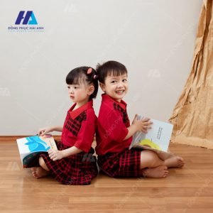 Mẫu Đồng phục mầm non trường quốc tế WonderKids Montessori School