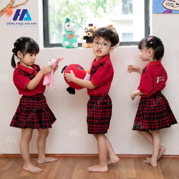 Mẫu Đồng phục mầm non WonderKids Montessori School