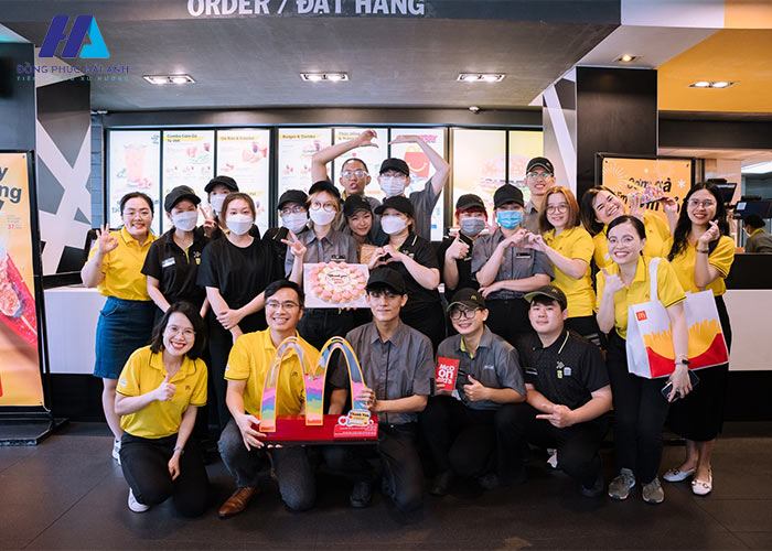 Phương pháp lựa chọn size áo đồng phục vừa vặn với cơ thể