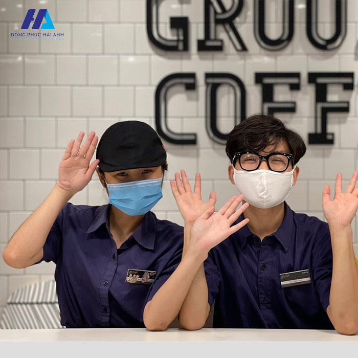 Thiết kế đồng phục mũ đội của nhân viên McDonalds